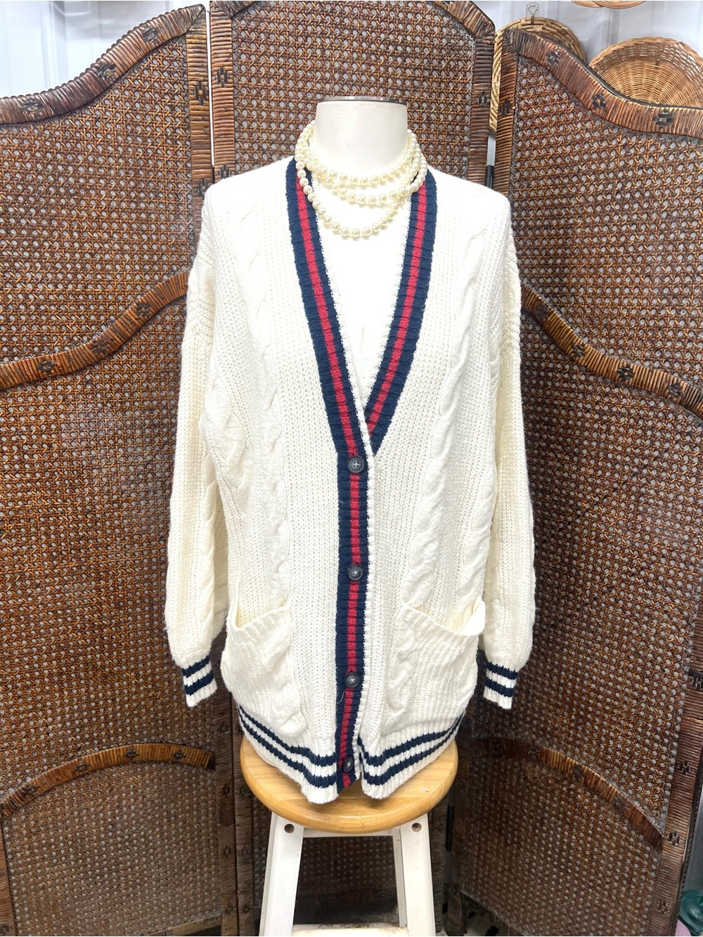 American eagle oversized cable knit cardigan white red blue retro medium